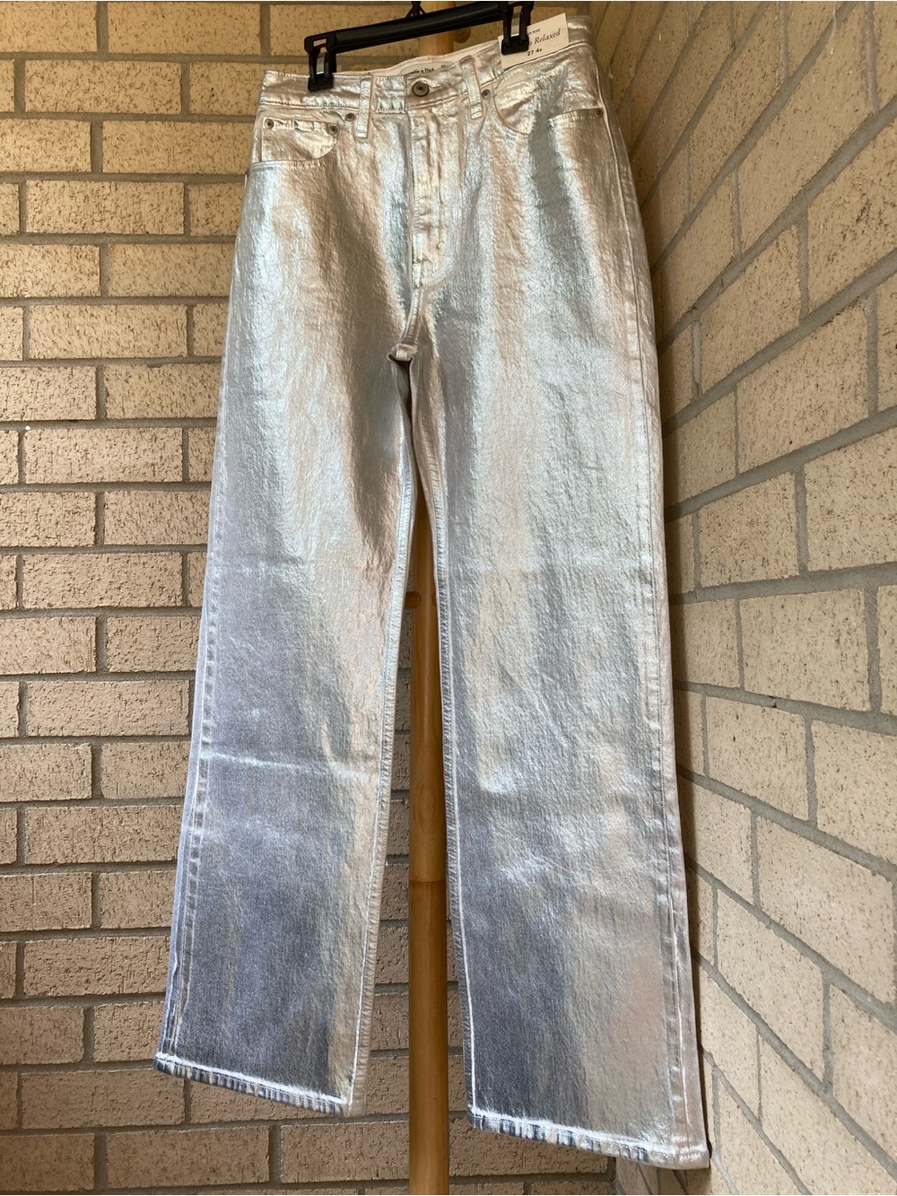 Abercrombie & Fitch The 90s Relaxed Jean High Rise Silver Foiled White Jeans 27